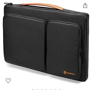 Laptop Case by Tomtoo